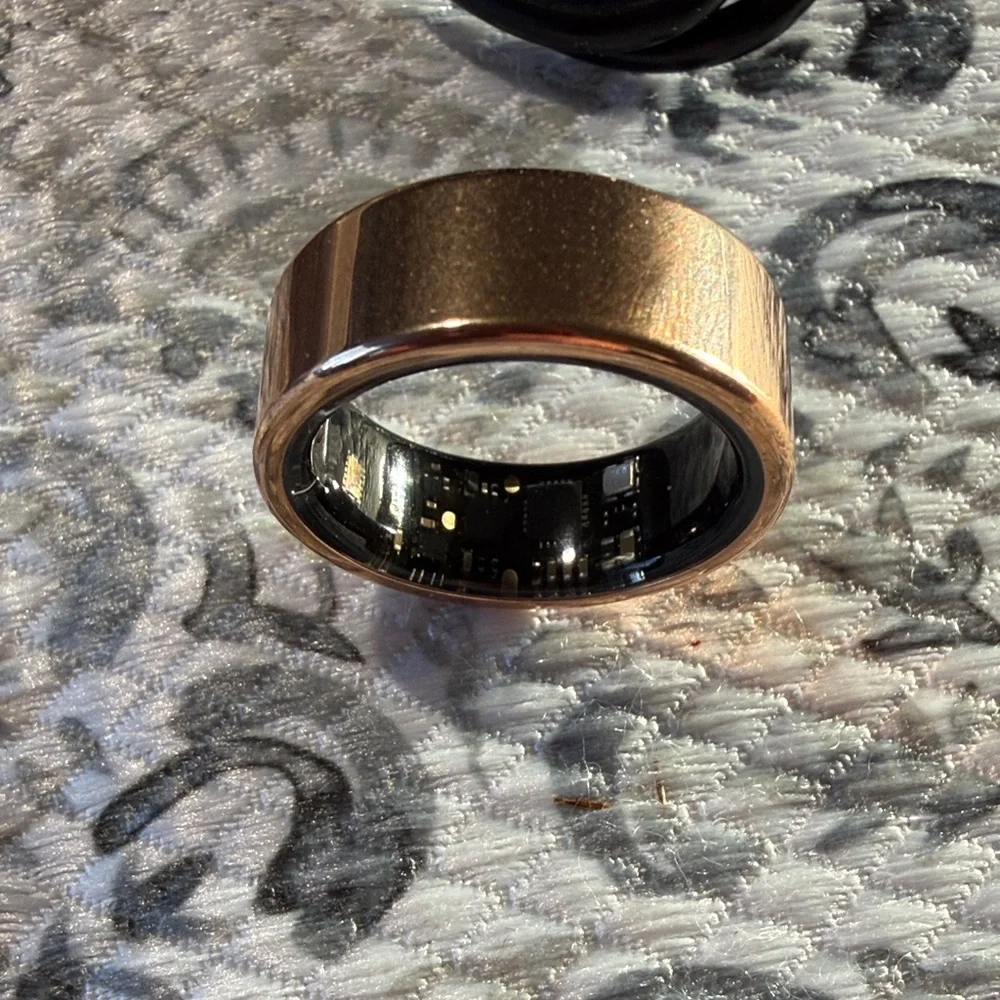 Mo Young Limited Smart Ring- Size 7 in Silver - New in Box! Still Sealed